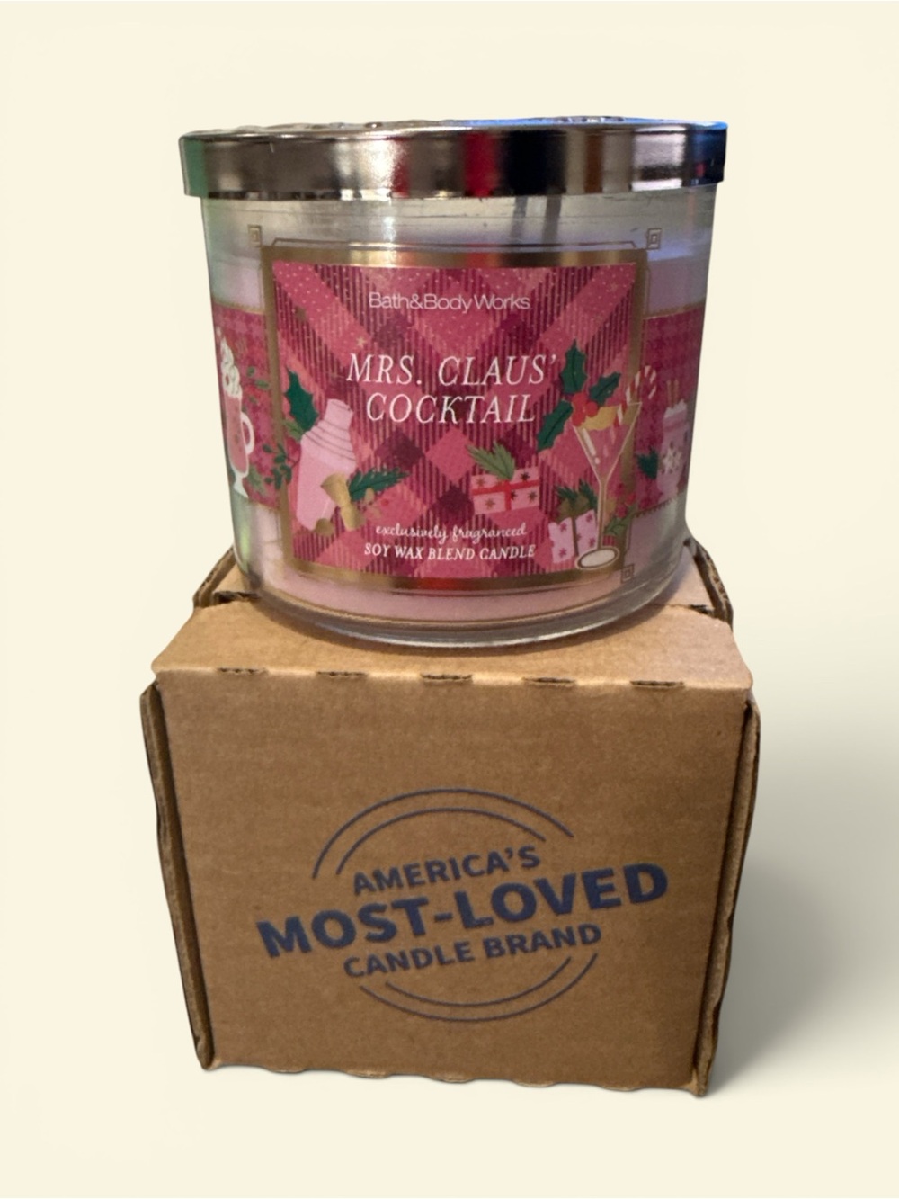 Bath & Body Works Mrs. Claus' Cocktail Soy Candle - Pink